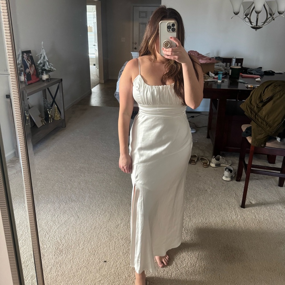 Elegant White Spaghetti Strap Dress